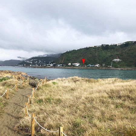 Вилла Stunning Views Ocean-Front Веллингтон Экстерьер фото